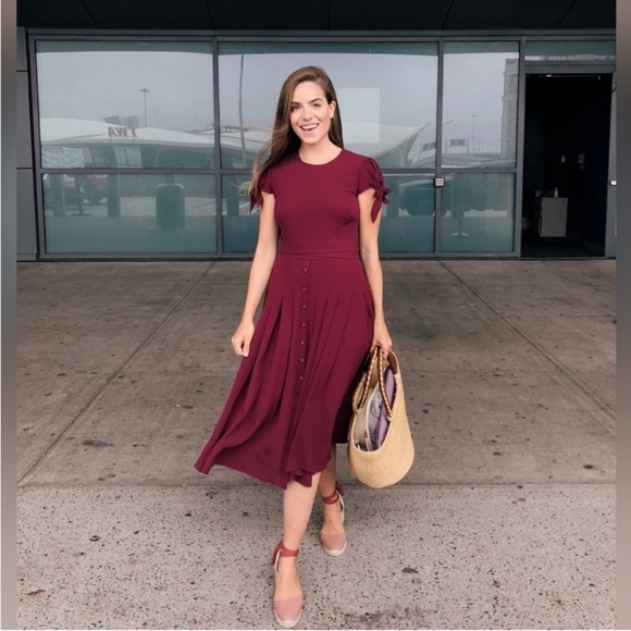 Gal Meets Glam Dresses & Skirts - Gal meets Glam Size 8